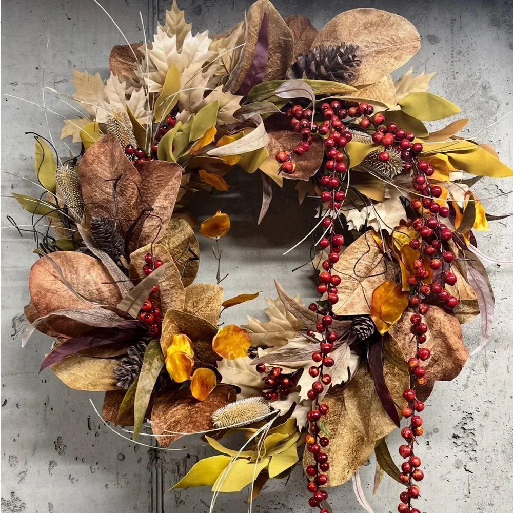New Hand Crafted Autumn Fall Wreath Real Touch Foliage Brown Tan Orange Red  26”